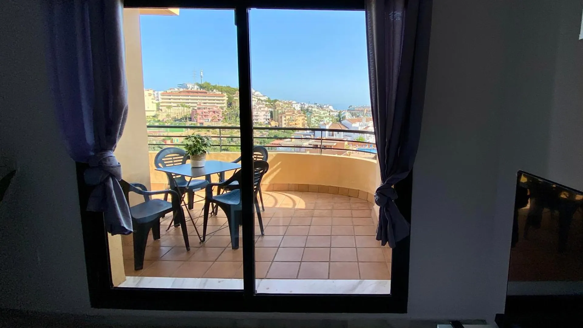 Duplex Con Piscina, Parking Y Golf Apartment Sitio de Calahonda
