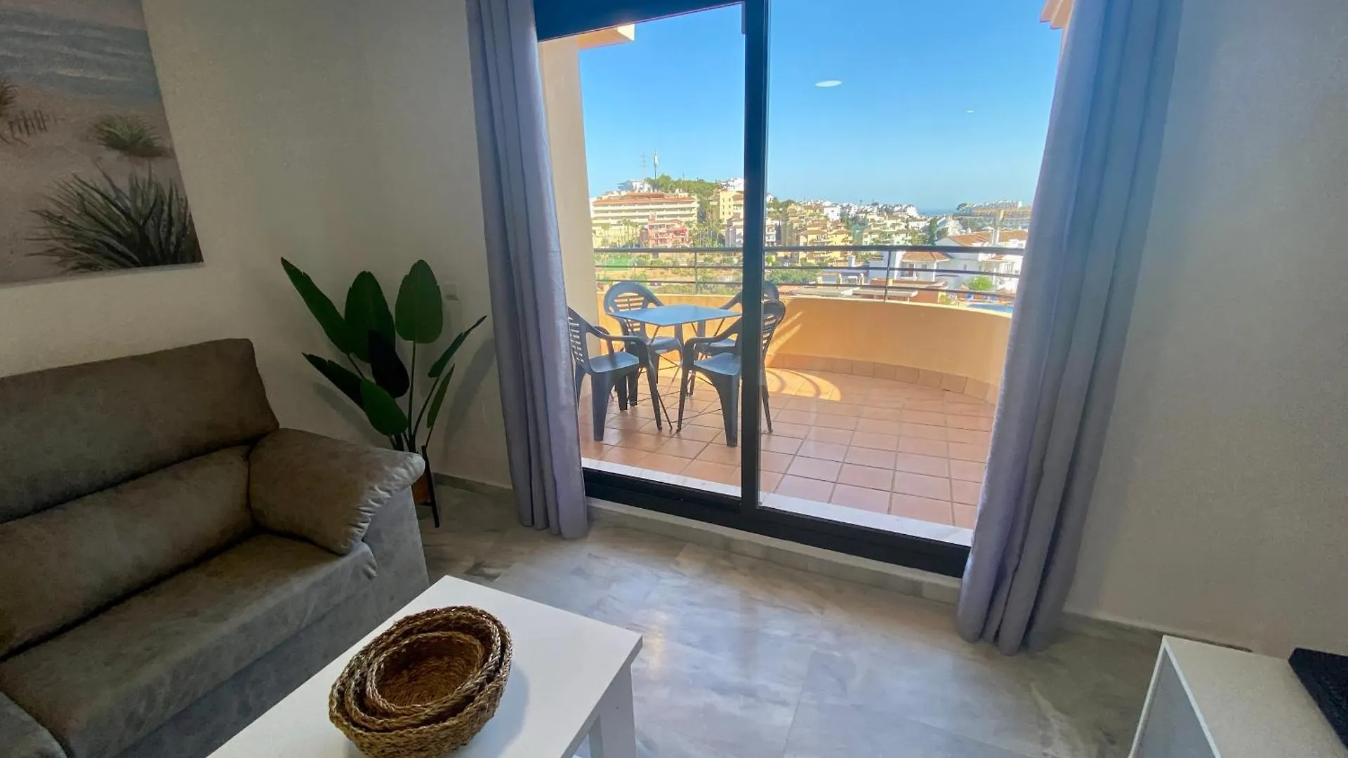Duplex Con Piscina, Parking Y Golf Lägenhet Sitio de Calahonda 0*,  Spanien