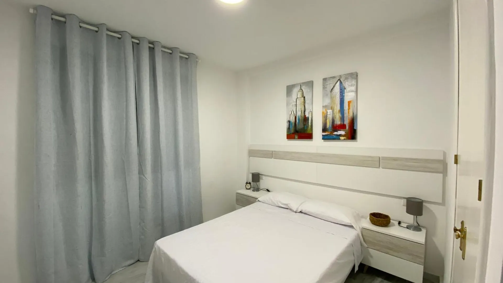 Appartamento Duplex Con Piscina, Parking Y Golf Sitio de Calahonda 0*,  Spagna